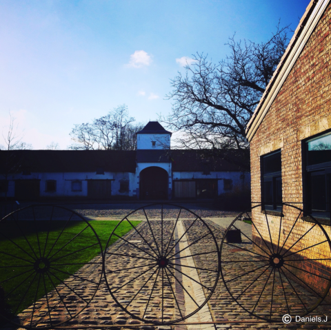 Ferme de Mont-Saint-Jean © J. Daniels